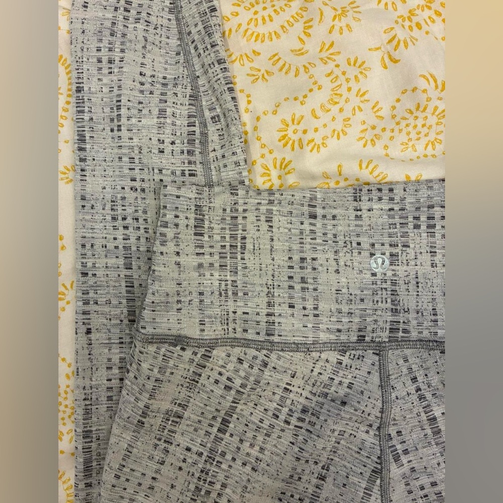 patterned lululemon align leggings